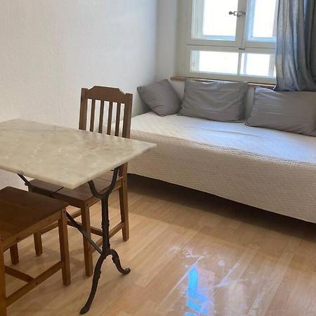 Appartement 2 Pieces Au Centre De Lausanne Bagian luar foto