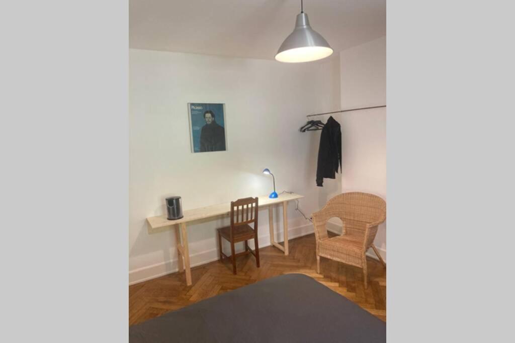 Appartement 2 Pieces Au Centre De Lausanne Bagian luar foto