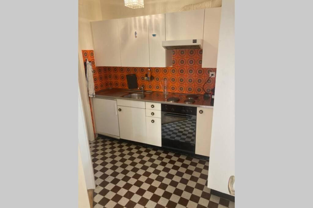 Appartement 2 Pieces Au Centre De Lausanne Bagian luar foto